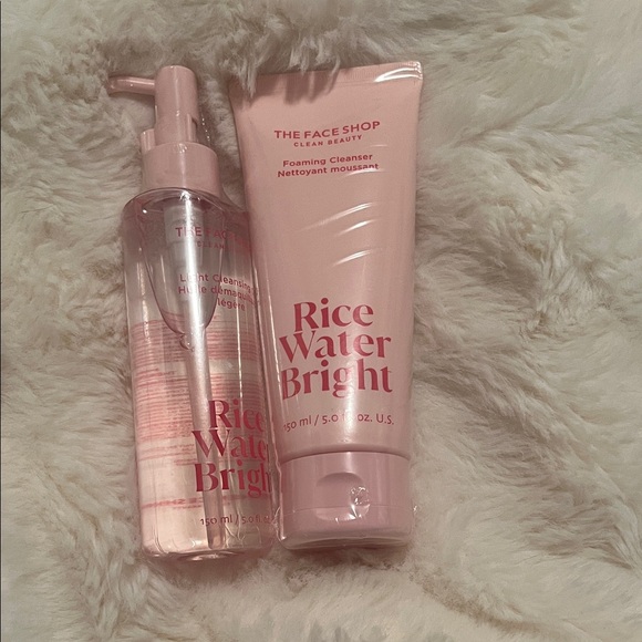 the face shop Other - Rice Water Bright Foaming Cleanser - Pink